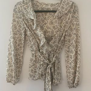 Cream floral blouse XS